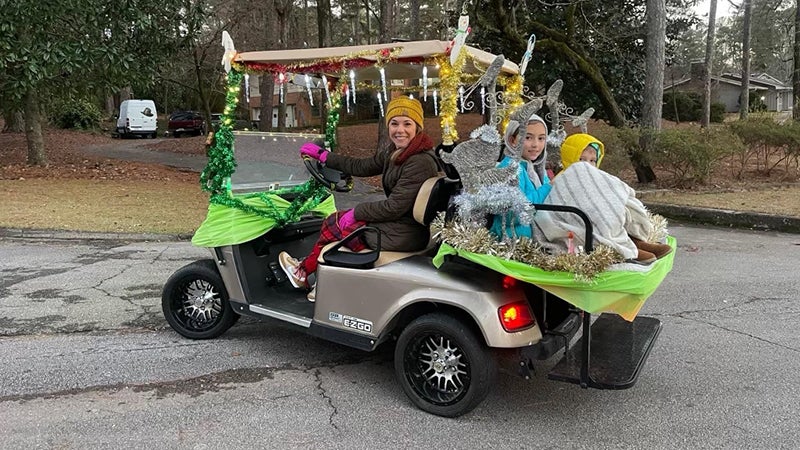 Golf cart parade brings cheer to the Flower Streets - LaGrange Daily News |  LaGrange Daily News